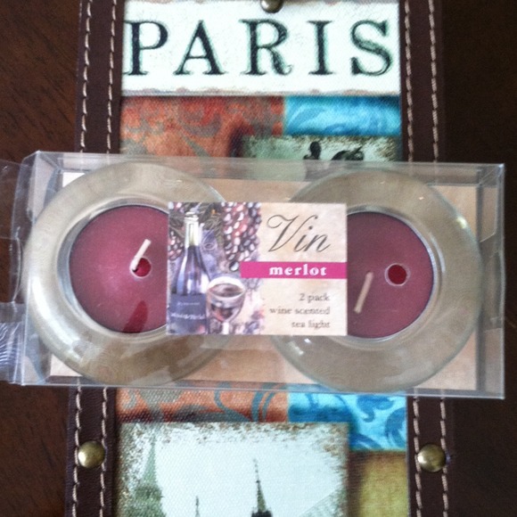 🎉SOLD SOLD🍷🍷2 Pack wine scented tea light🍷🍷