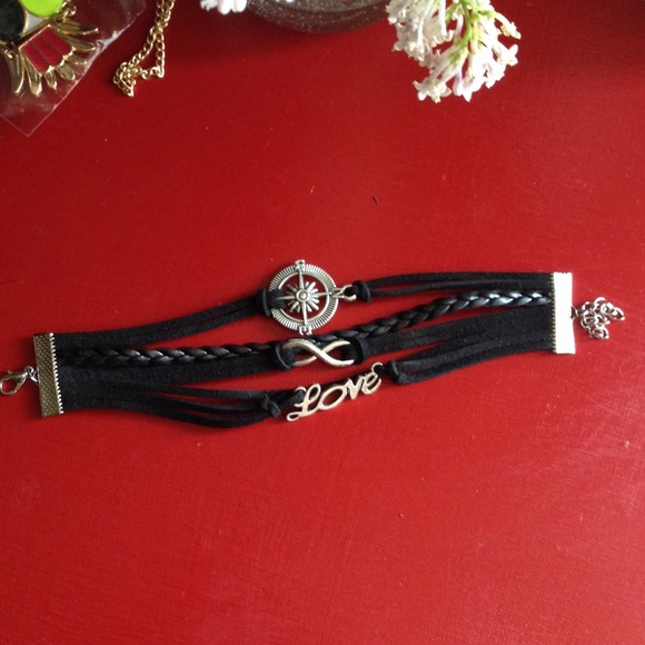 Compass Bracelet❌SOLD❌ - Picture 2 of 2