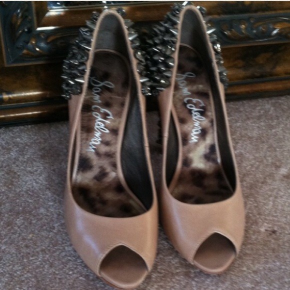 Sam Edelman studded Lorissa heels - Picture 4 of 4