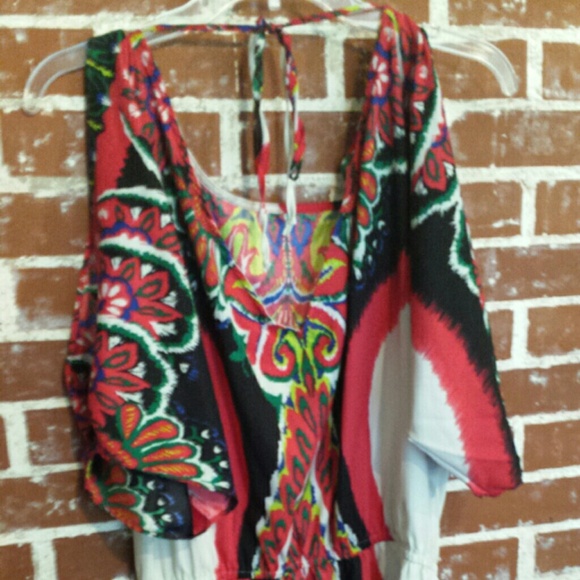 Summer short dress with great details