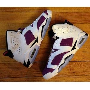 RETRO 6 WHITE/PURPLE / PINK GS PRE ORDER