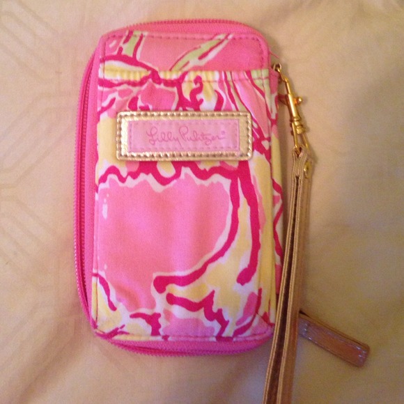Lilly pulitzer wristlet/wallet/cell phone case