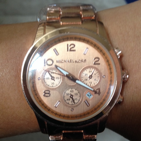 •••••RESERVED FOR ANDREA  •••• MK gold rose watch