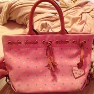 Reduced price! Authentic dooney & dourke handbag!