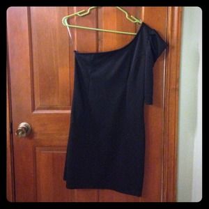 Left side one shoulder dress