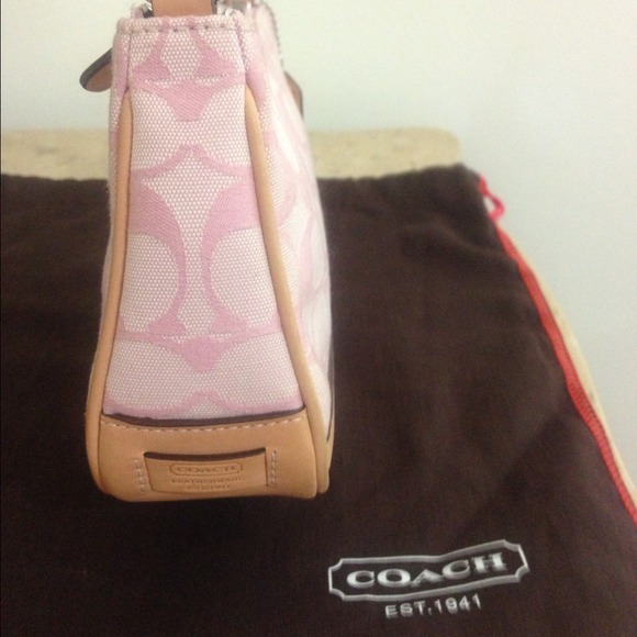 Authentic Coach Handbag - Picture 3 of 4