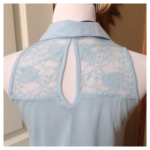 Pale Blue Sleeveless Top - Picture 3 of 4