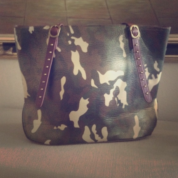 REDUCED!!!Camo Purse