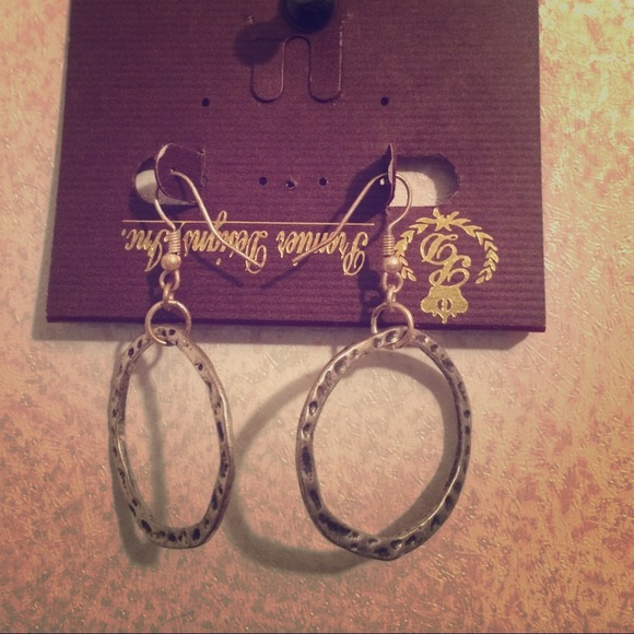 Premier Designs Earings