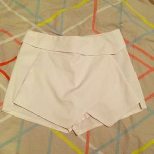 Assymetrical skort - white- new / never worn
