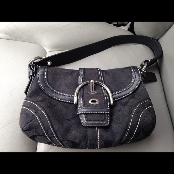 Coach Signature handbag