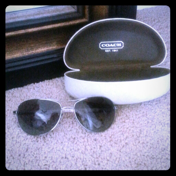 Coach aviators