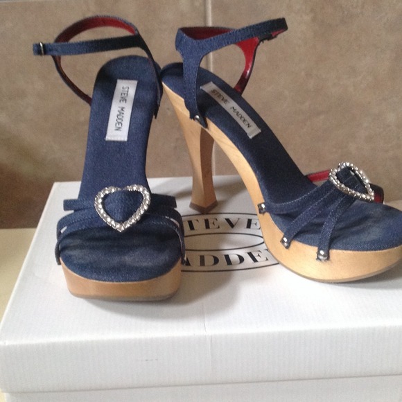 STEVE MADDEN chachaa High Heel Platform Sandals.