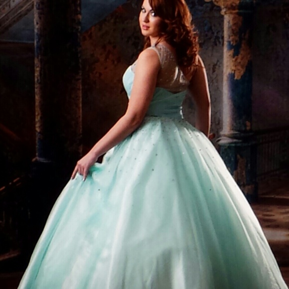 Prom dress