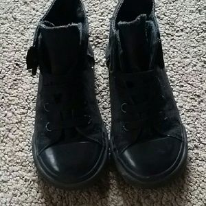 SOLD!!!! Converse toddlers