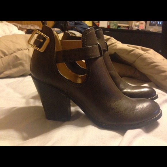 Brown cut out boots