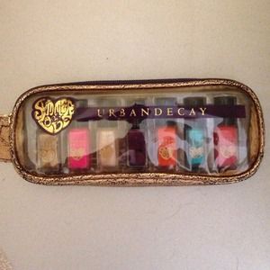 Urban Decay nail polish set
