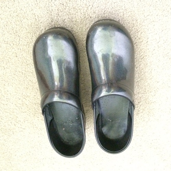 ✨BUNDLE OF TWO PAIRS OF DANSKO CLOGS✨