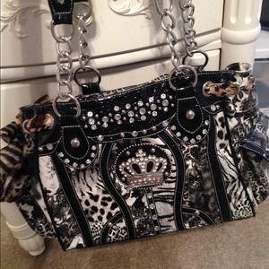 Printed purse