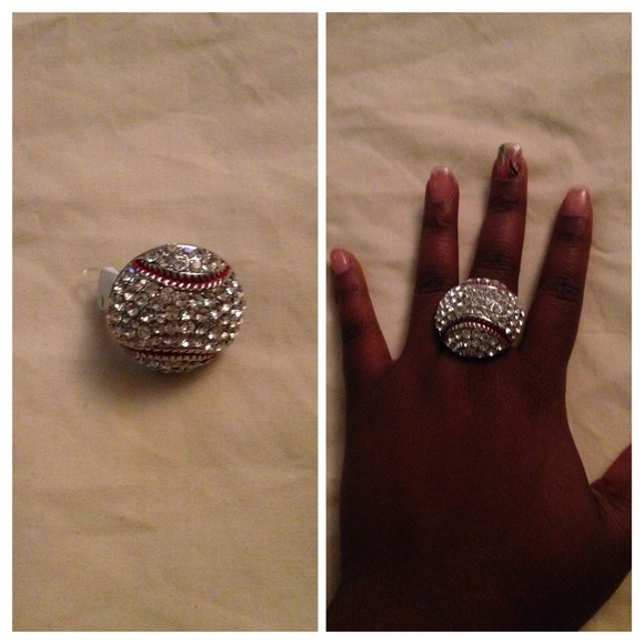 Ring - Picture 1 of 1