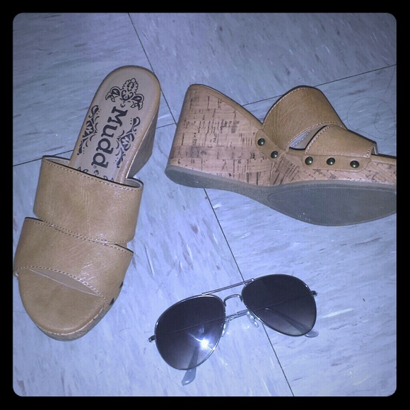 SOLD!! REDUCED!! Mudd wedge tan heels.