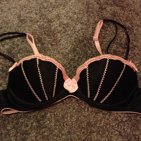 Victoria's Secret sexy little things bra set 34b