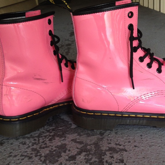 π₯PRICE REDUCED!!!π₯ Pretty Pink Doc Martensπ - Picture 3 of 4