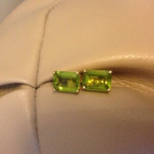 emerald cut peridot earrings