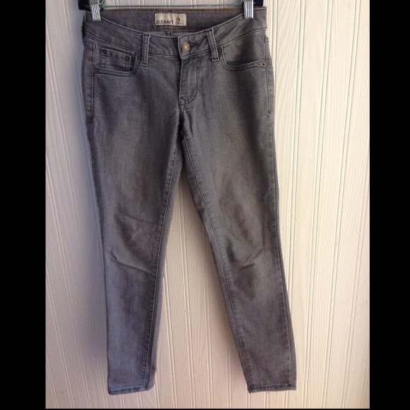 Grey skinny jeans in a size 4