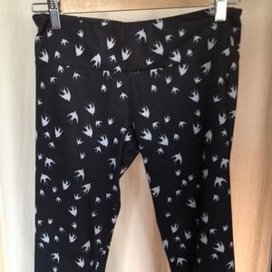 Onzie capri leggings