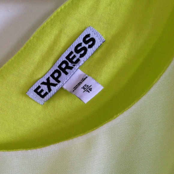EXPRESS TOP ✨ - Picture 4 of 4