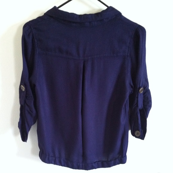 Blue Jacket 💙 - Picture 3 of 4