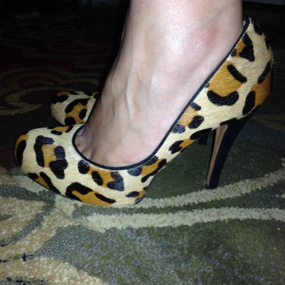 🐯Talbots Calf Hair Stilettos - Picture 10 of 10