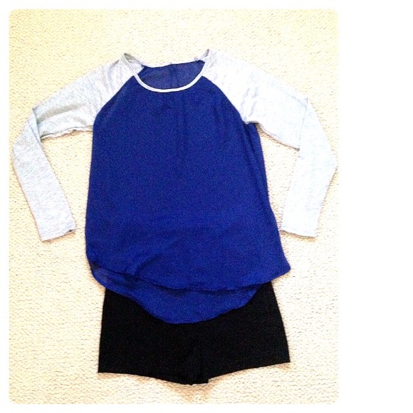 Tops - 💙gray & blue chiffon high low top💙