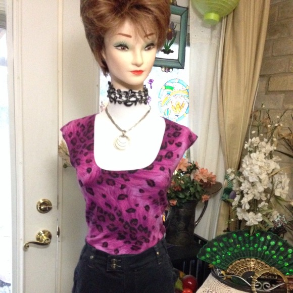 GUESS*  TOP/VEST👀 - Picture 3 of 4