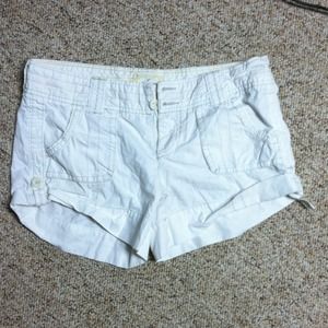American eagle white shorts