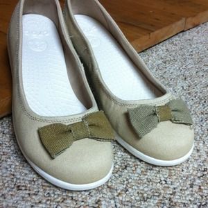 Crocs ballet flats