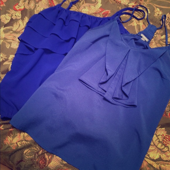 ❌❌SOLD❌❌Very cute royal blue tops