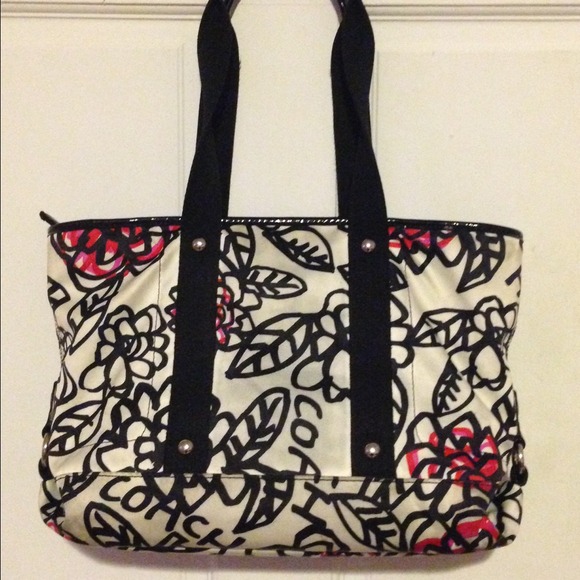 COACH FLORAL GRAFFITI MEDIUM TOTE