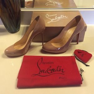 Authentic Louboutin Fifi pumps
