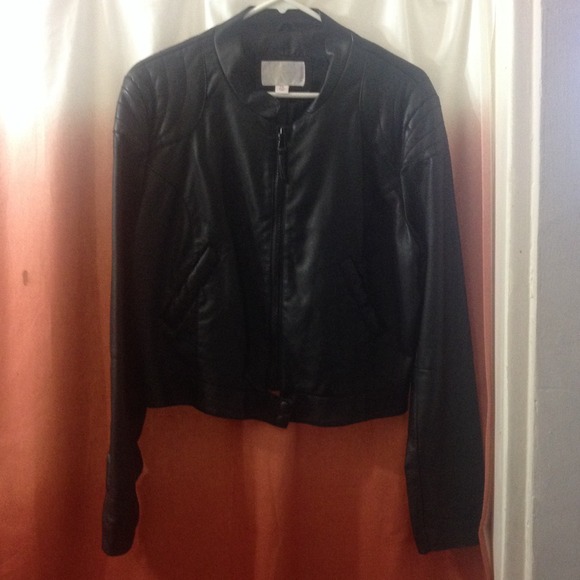 Chic faux leather jacket