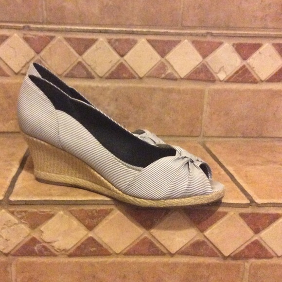 Blue and White Seersucker Style Peeptoe Wedges