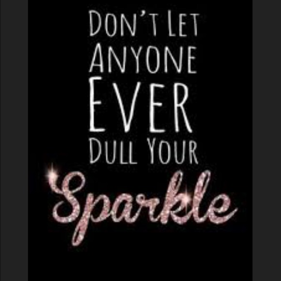 ๐Check out my closet๐ - Picture 3 of 4