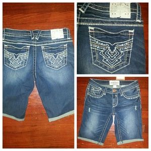 Hydraulic denim Bermuda shorts