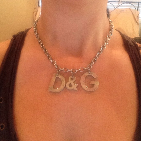 Authentic D&G charm necklace - Picture 4 of 4