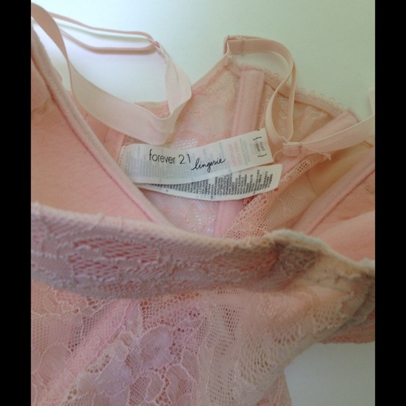 ❌Bundled Pink Bustier - Picture 3 of 3