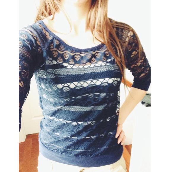 • Wet Seal Navy Lace Top • - Picture 3 of 4