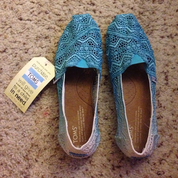 TOMS dip dye shoes ombre blue