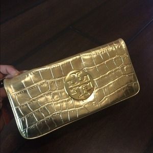 Tory burch suki clutch/wallet