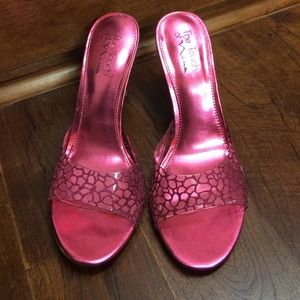Pink heels with a clear heel Pink heels with a clear heel